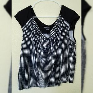 🌻Lane Bryant sleeveless top